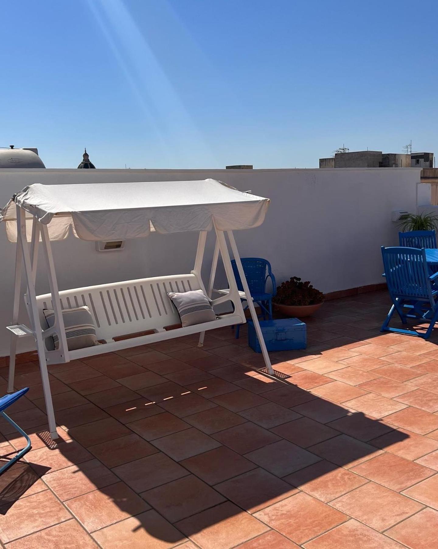 Attico Vista Mare Trapani Apartment Luaran gambar